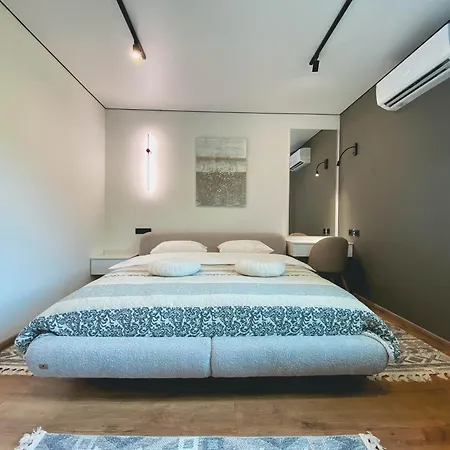Apartment Premium By Sunyogora *