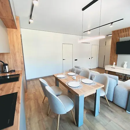 Premium By Sunyogora Apartment Yaremche